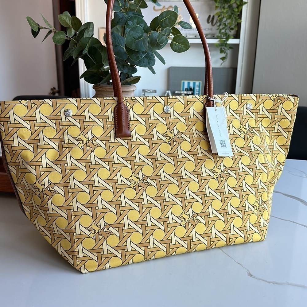 Tory Burch
Canvas Basketweave Tote - Picture 4 of 8